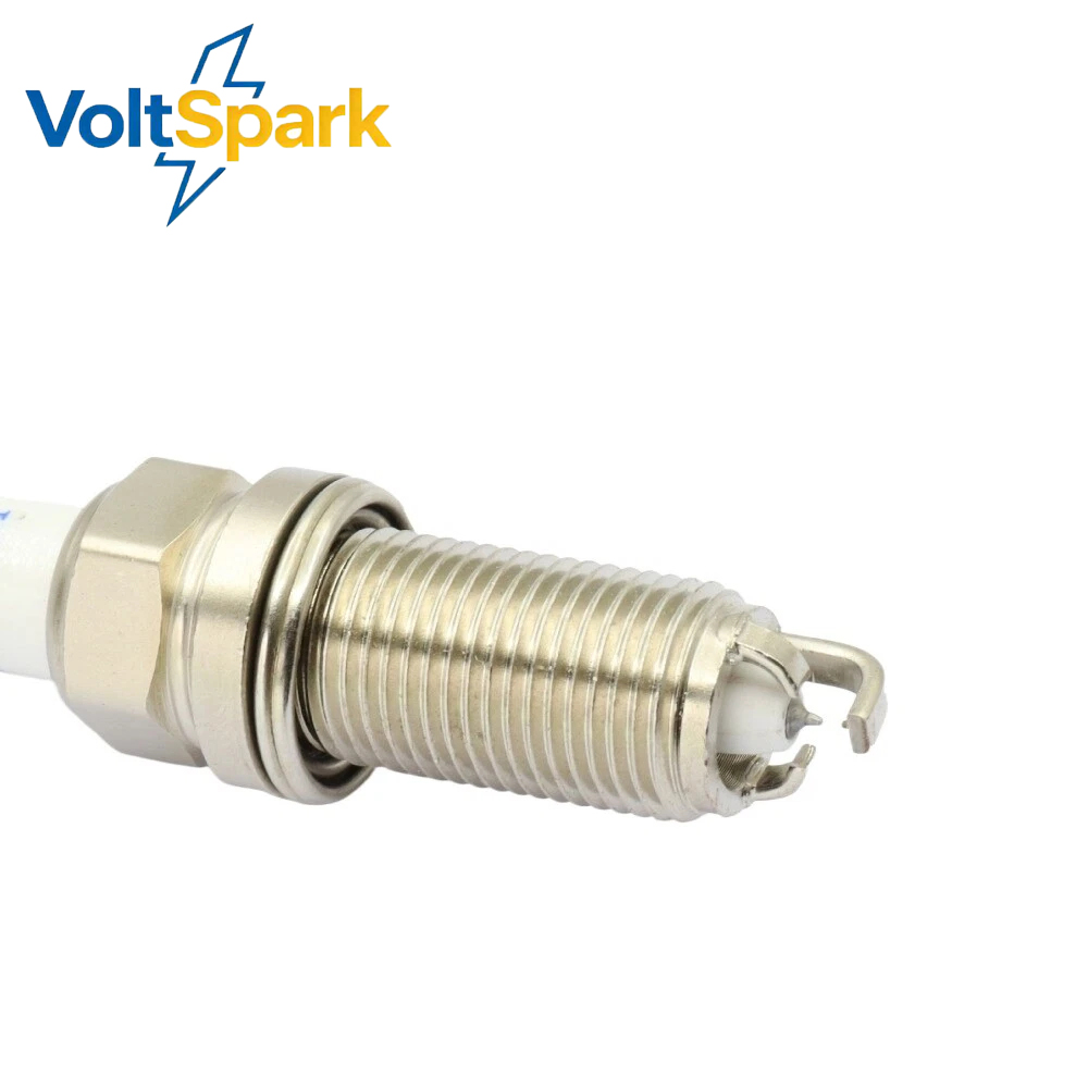 101905621B スパークプラグ 直接交換用 アウディ/ - Bosch Spark Plug Platinum のレビューと価格